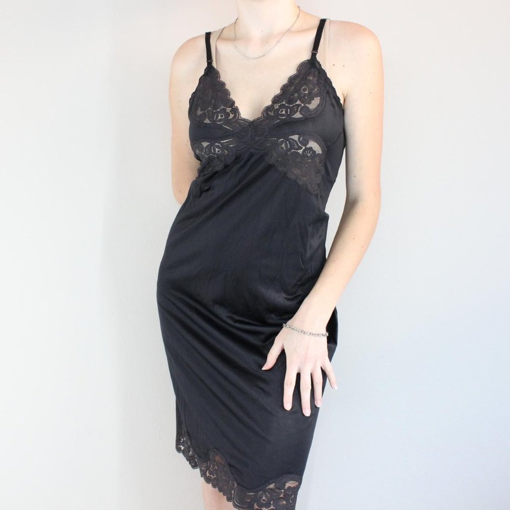 Vanity Fair Vintage 1960s Black Lace Trim Babydoll Slip Dress
